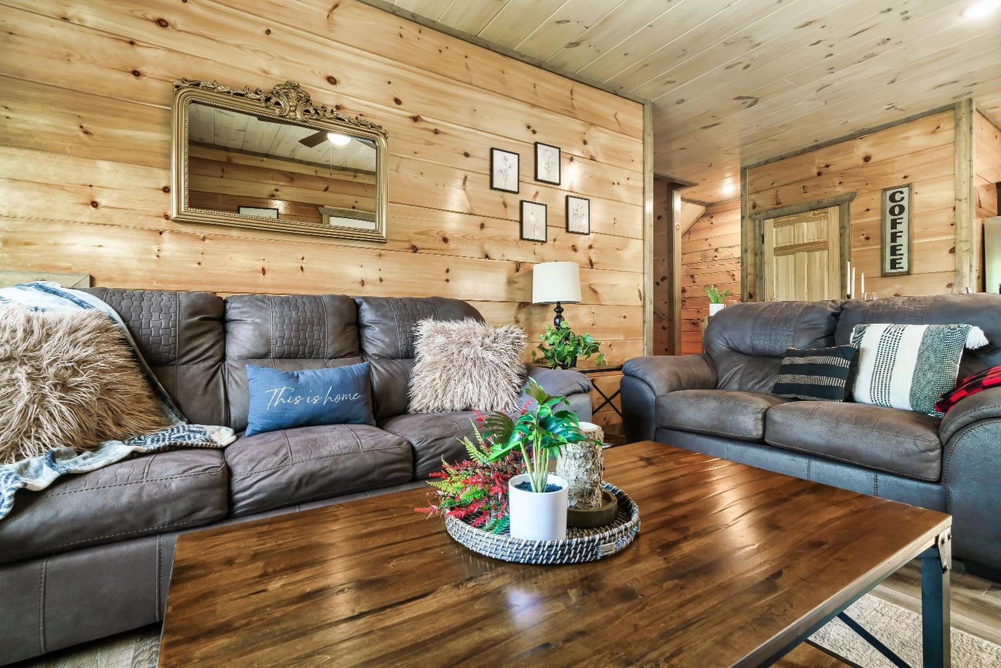 Spring Sale! Indoor Pool, Pet Stays Free, Movie, Hottub Sevierville Buitenkant foto
