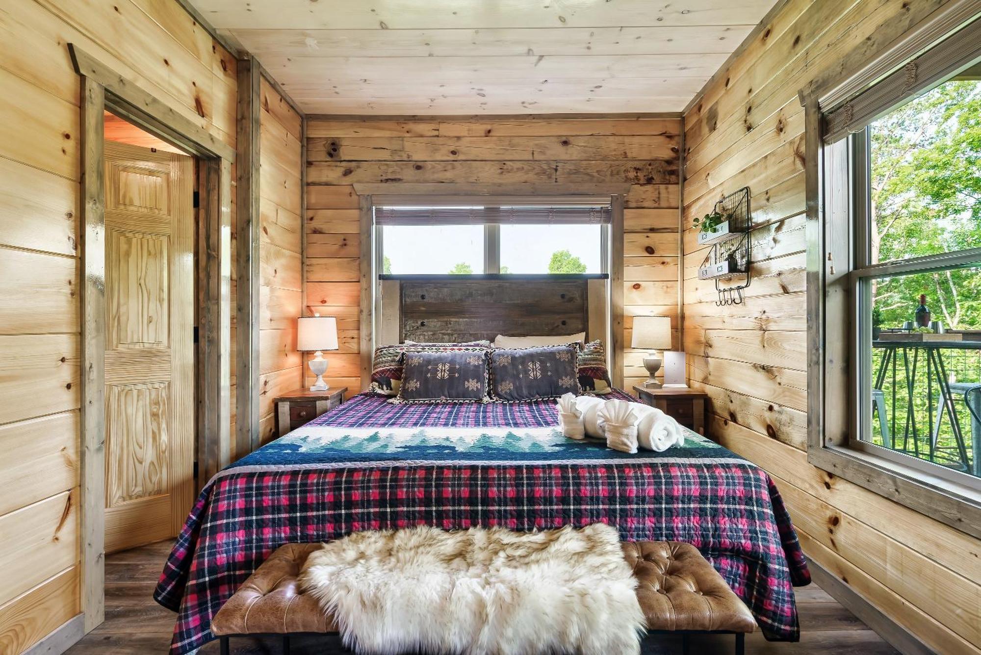 Spring Sale! Indoor Pool, Pet Stays Free, Movie, Hottub Sevierville Buitenkant foto