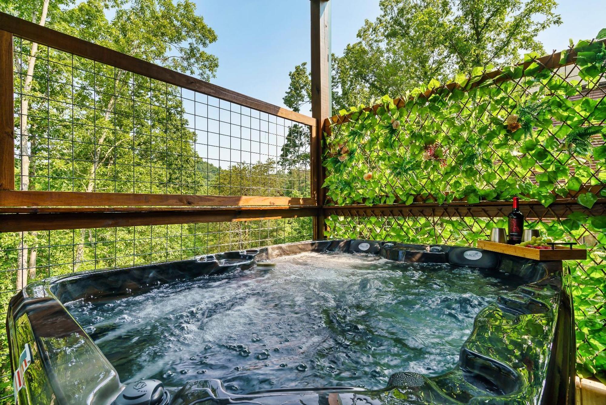 Spring Sale! Indoor Pool, Pet Stays Free, Movie, Hottub Sevierville Buitenkant foto